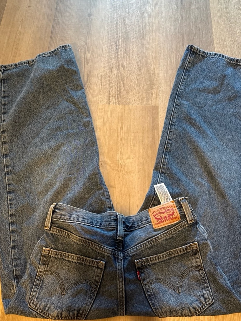 Levi's Men's Relaxed Fit Jeans in Washed Blue-Gray